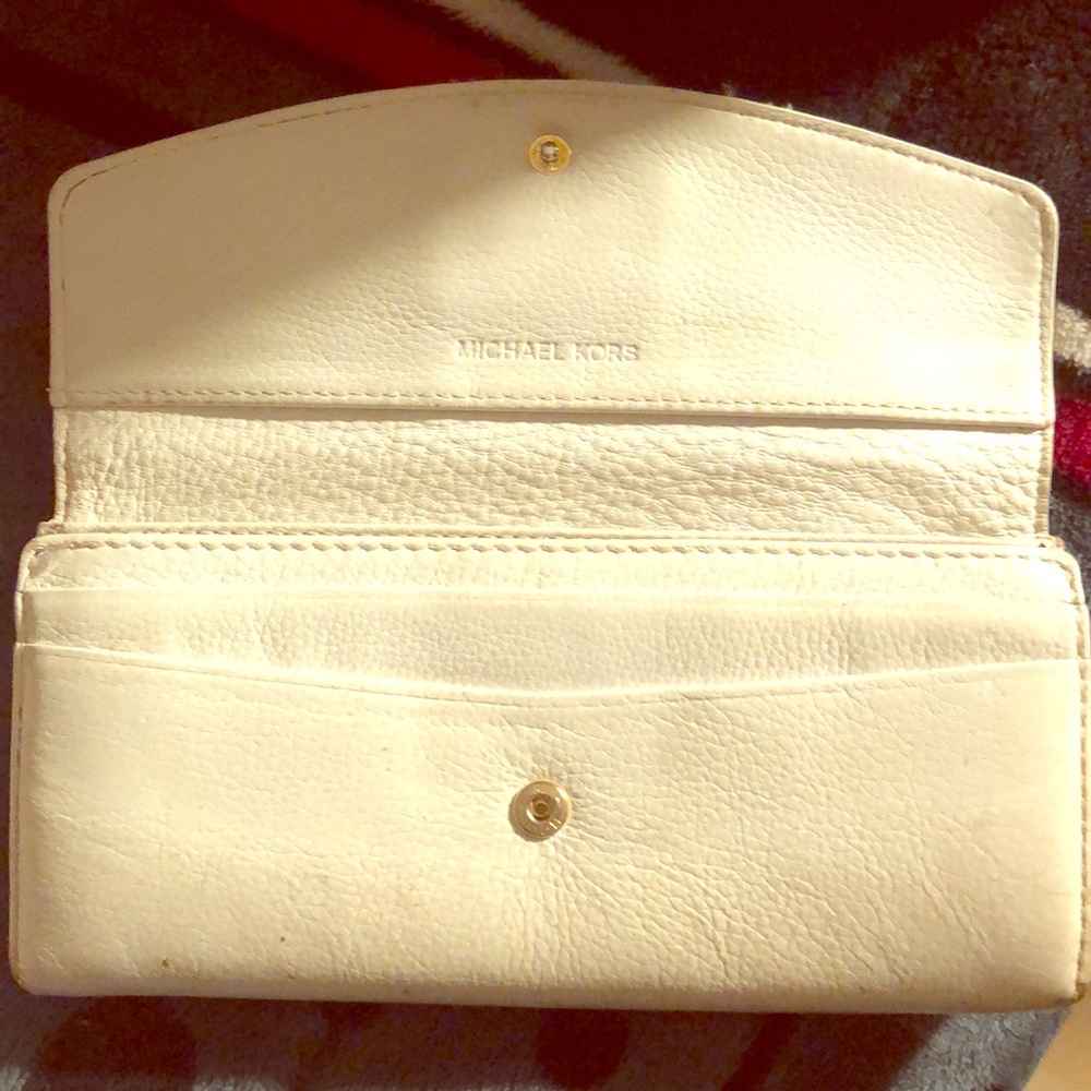 A little bit dirty nice